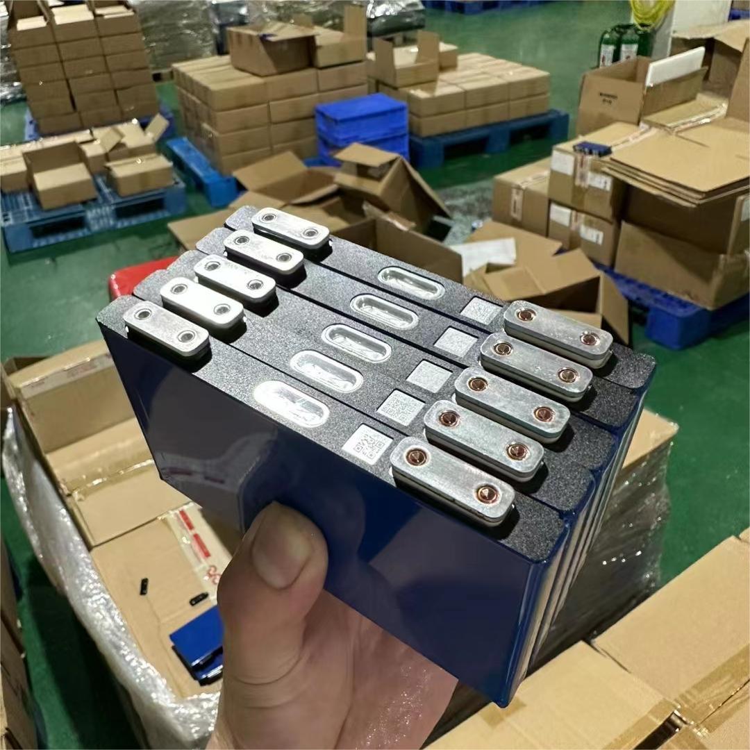 欣旺达6.2AH高倍率启动电芯锂电池汽车应急启动电源点火12V24V