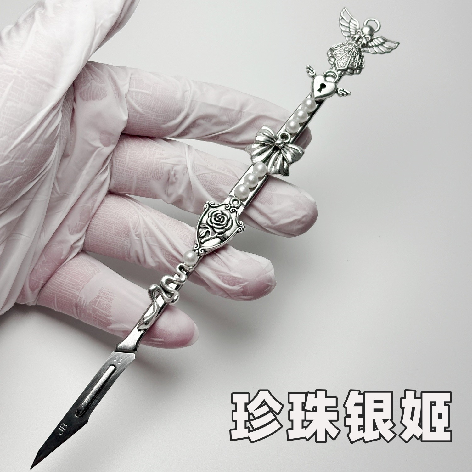 原创手账裁纸姐妹开箱美工刀学生礼物DIY哥特式小众ins风重工高级,文具电教/文化用品/商务用品,美工刀/开箱器/笔刀,淘宝优惠券,粉丝福利购,淘宝优惠卷