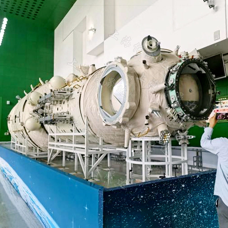 科技馆展览航天航空模型天宫天和号空间站核心舱模型展示道具铁艺图片
