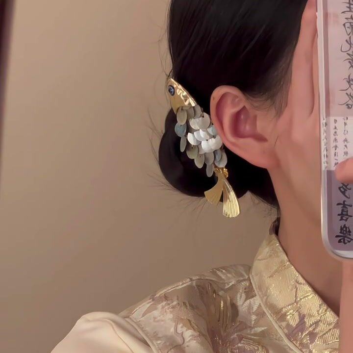 青鳞寄意~新中式青色鱼鳞锦鲤发夹女独特小众侧边夹新年拜年头饰