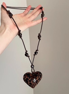 Vintage古着 Plush Cro Love项链