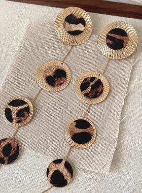 Vintage古着 Golden leopard tassels耳饰