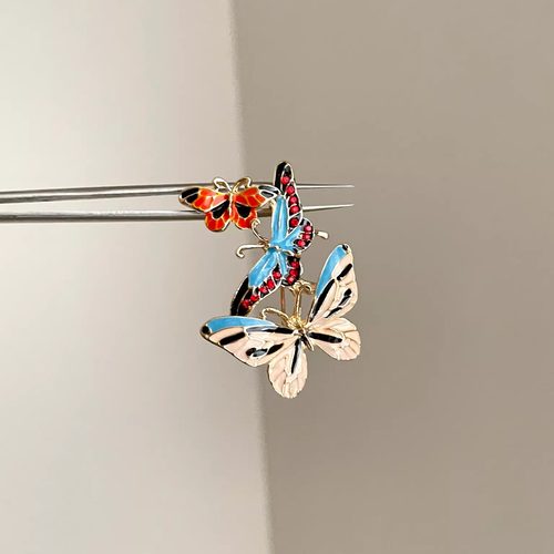 Vintage古着 Butterflies Among Blooms胸针