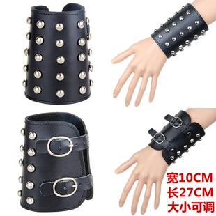 非主流朋克夸张宽大皮护腕武术表演铆钉皮手链休闲运动护手腕带
