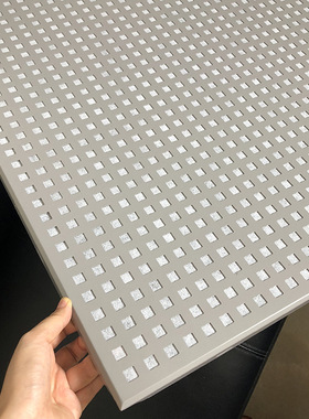 灰色氟碳铝板600X600铝扣板10X10方形孔扣板吊顶粤艺佰
