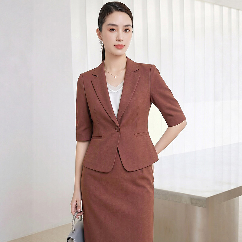 赢智尚红色短款五分袖西装外套女图片