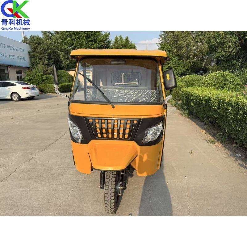 三轮摩托车嘟嘟车tuktuk外贸出口汽油嘟嘟车代步拉客参观设备