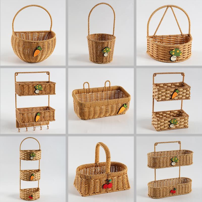 家用姜蒜壁挂收纳篮 彷藤编浴室置物架挂钩式 墙上免打孔插花篮