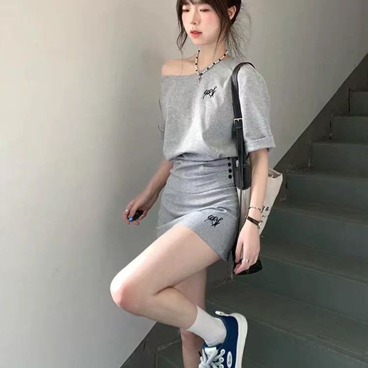 纯欲风辣妹休闲套装女夏季新款韩版斜肩收腰上衣包臀裙运动两件套