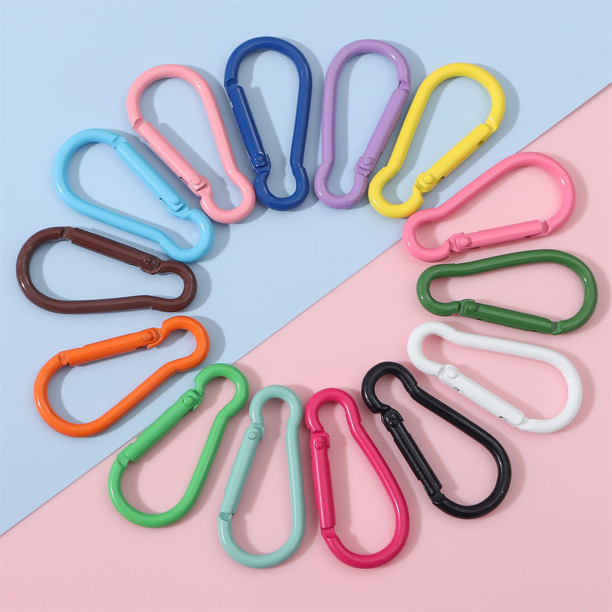 新款彩色D形登山扣挂件