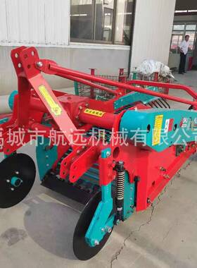 新款带切草盘动刀铲的红薯马铃薯收获机 单垄0.9米宽的蜜薯挖薯机
