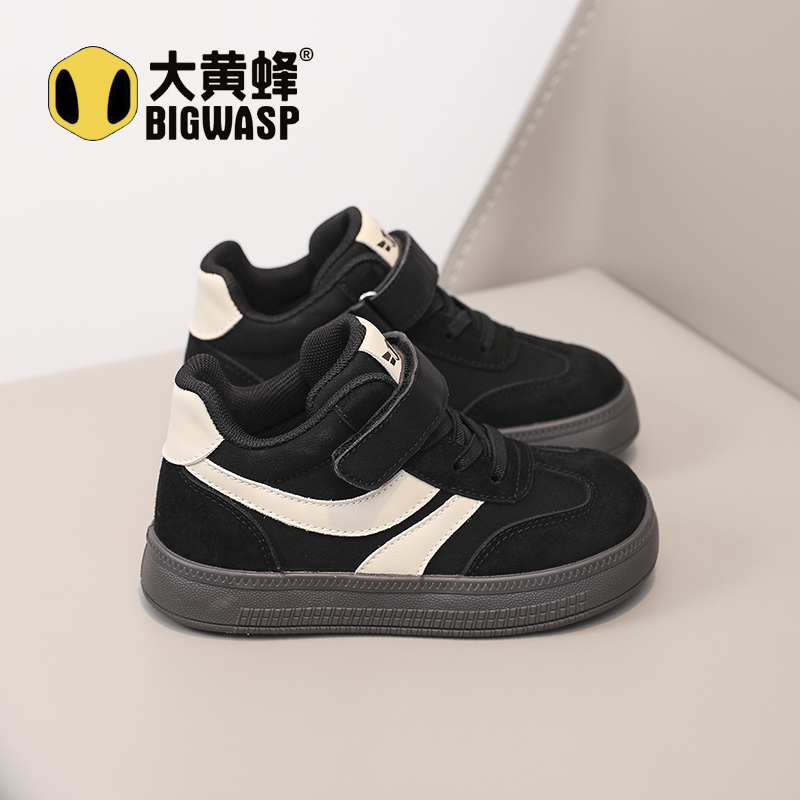 大黄蜂秋季儿童休闲黑色百搭板鞋