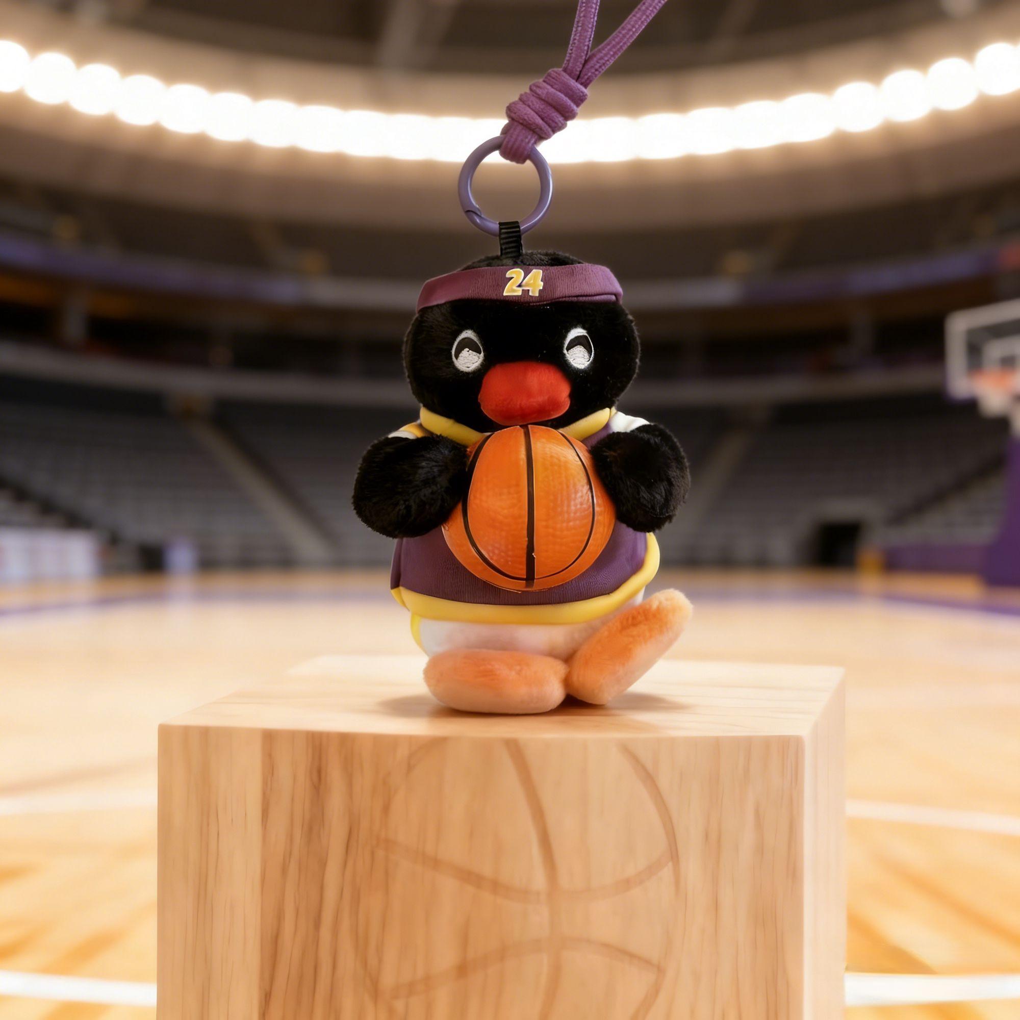 正版Pingu篮球企鹅毛绒钥匙扣可爱包挂饰玩偶公仔包挂件车载摆件