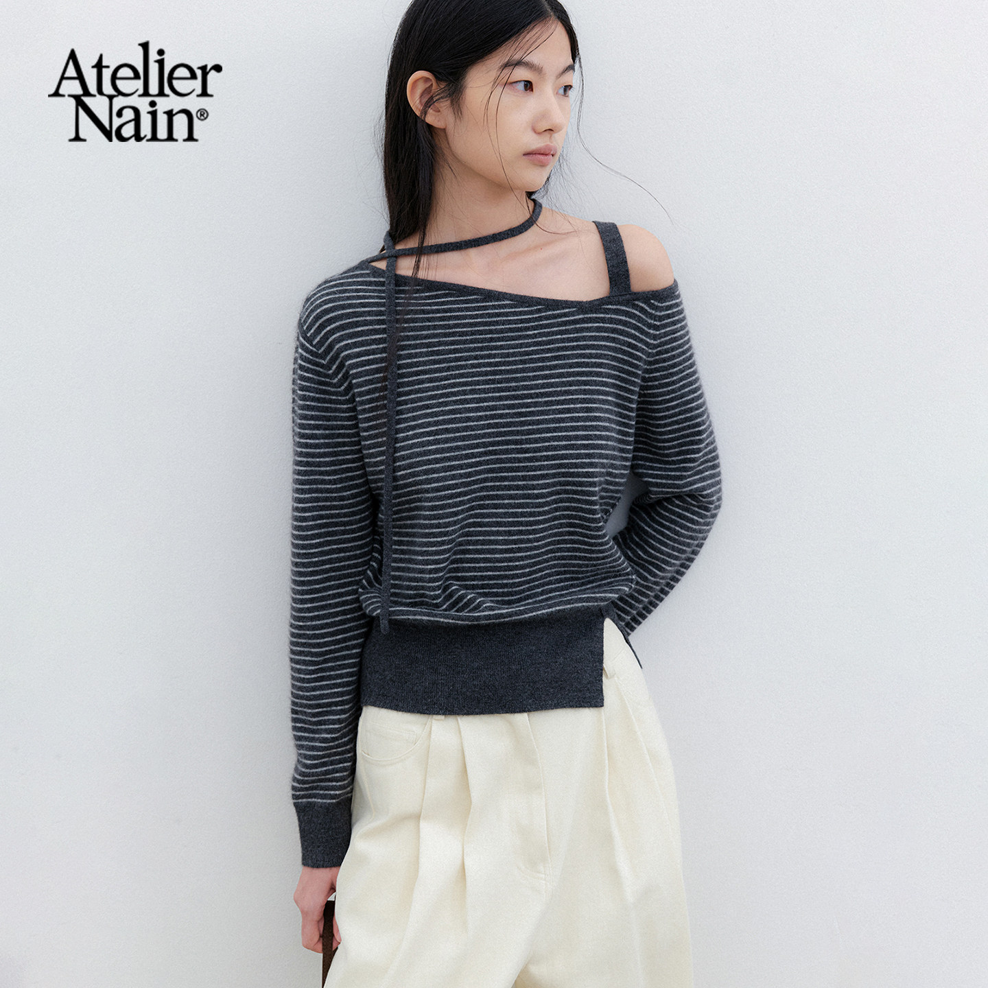Atelier Nain2026年秋冬新款设计感条纹露肩针织衫百搭显瘦毛衣女