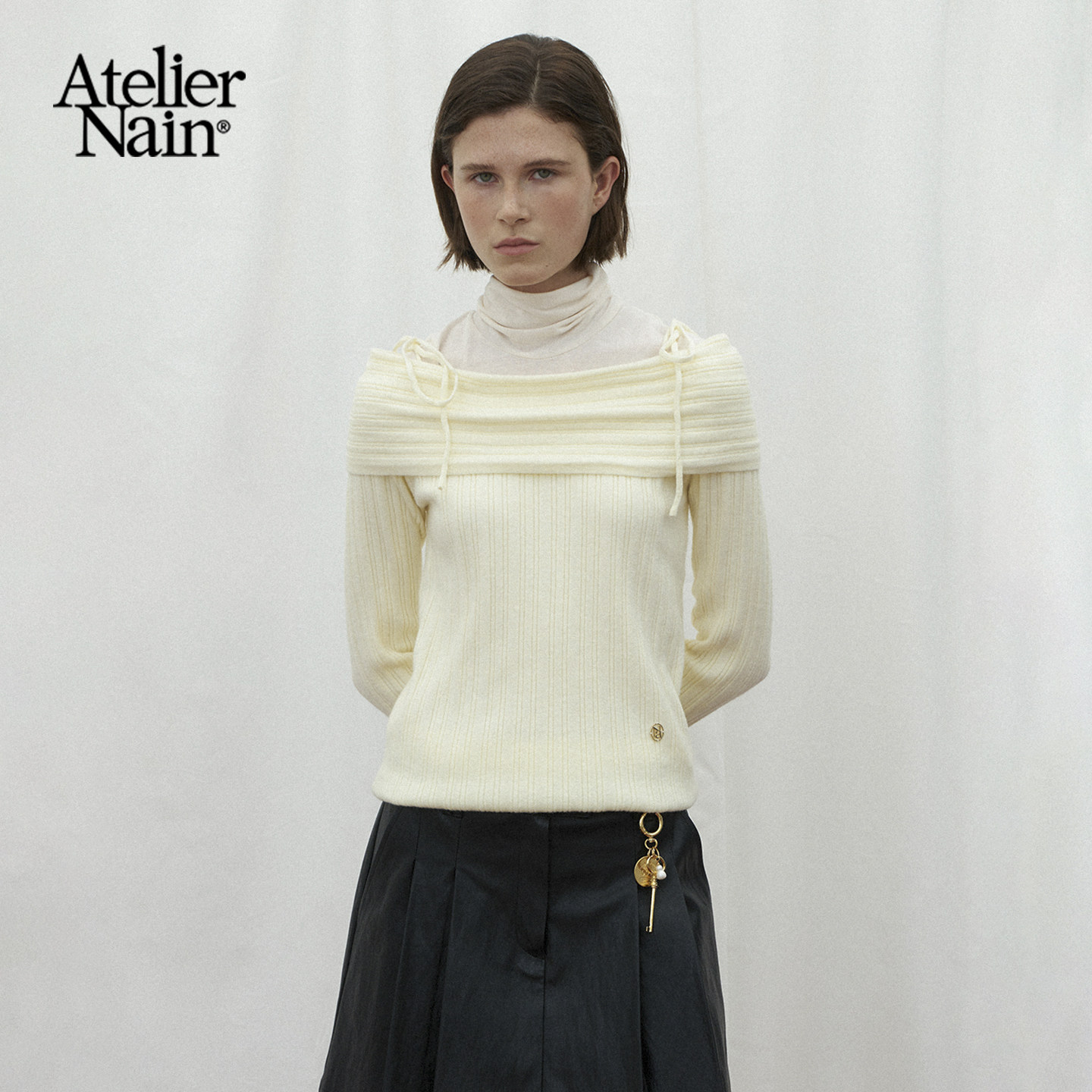 【许允真同款】Atelier Nain2025年秋冬新款一字肩高级感针织衫
