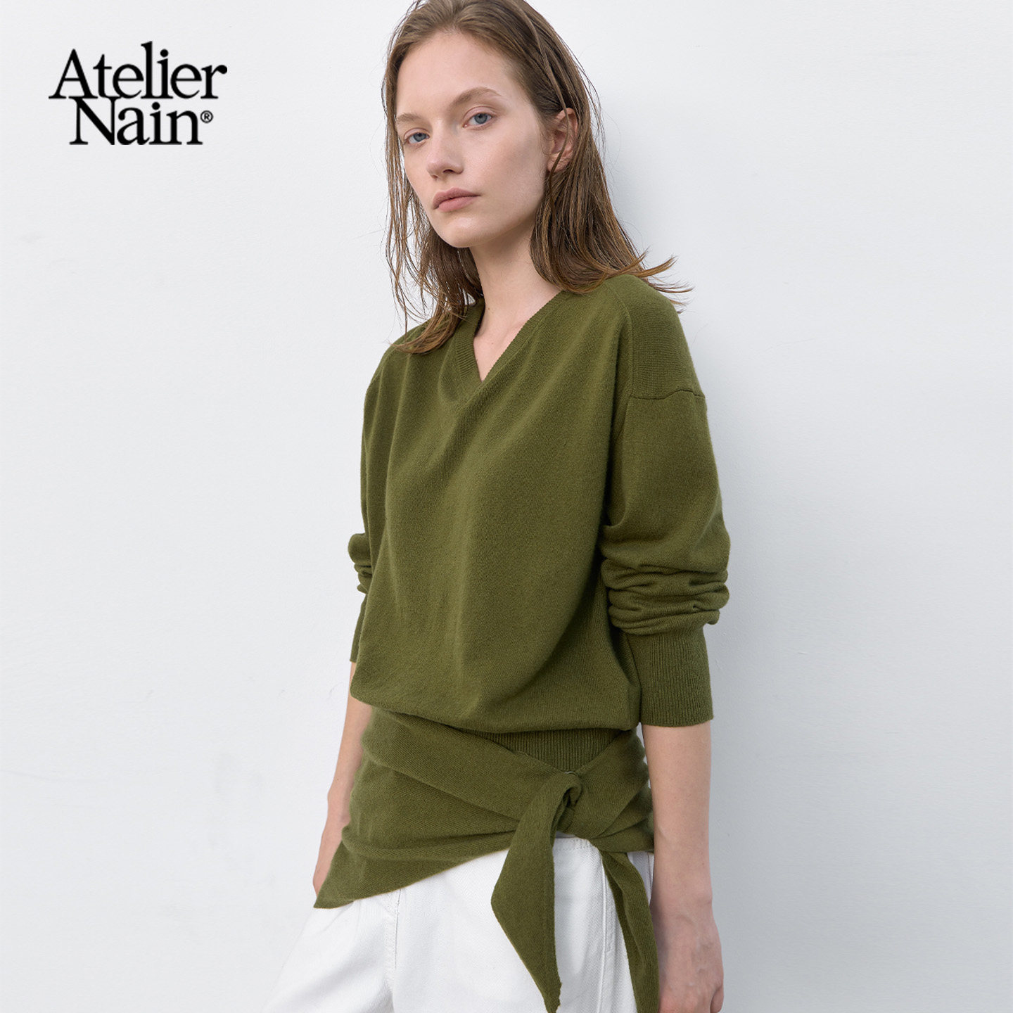 Atelier Nain2026年秋冬新款V领针织衫韩版围巾领设计简约毛衣女