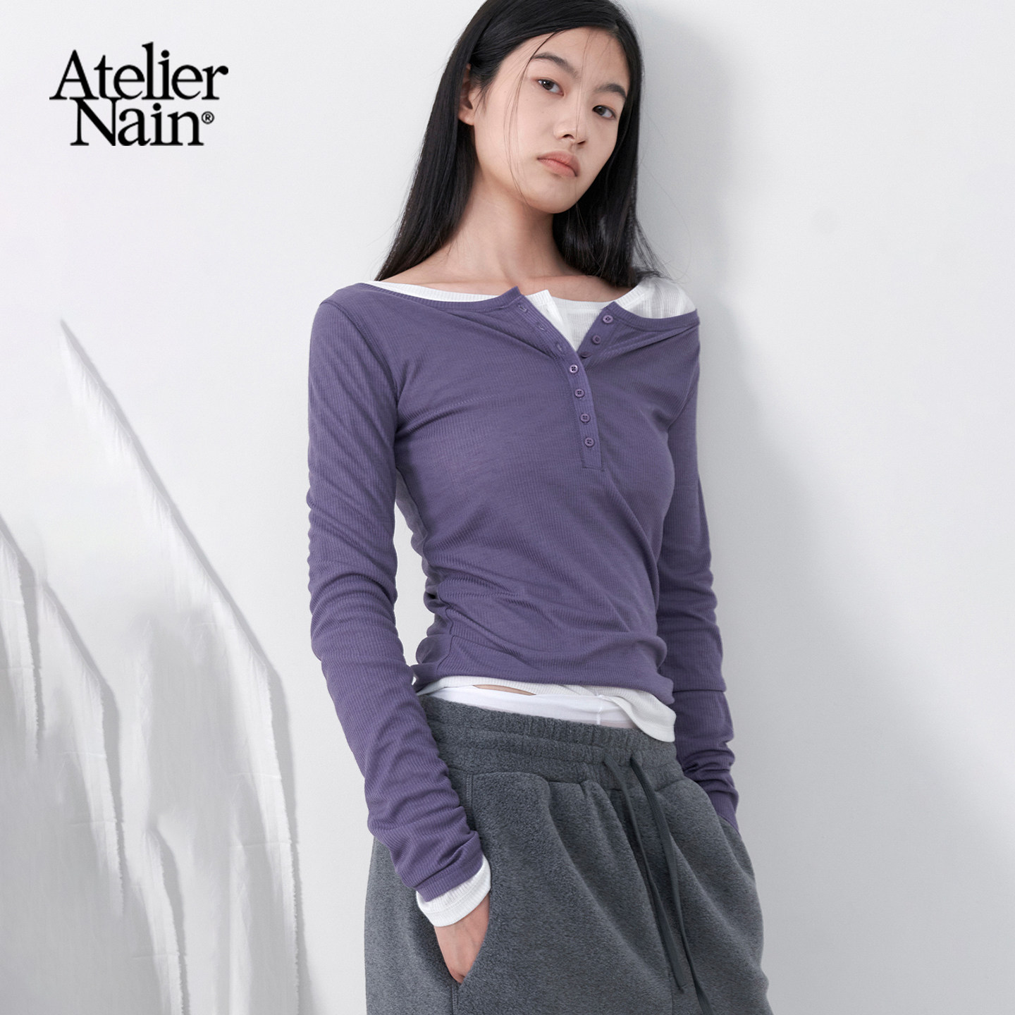 Atelier Nain2026年秋季新款亨利领长袖T恤女修身显瘦百搭上衣