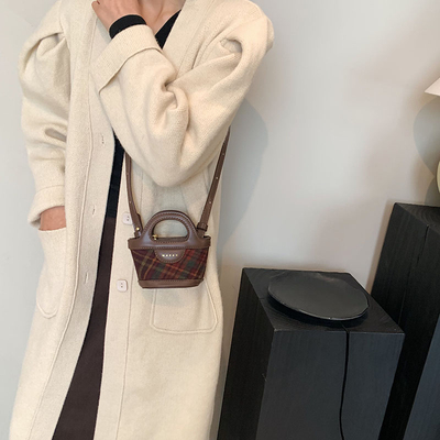 小众设计高级精致mini格子斜挎手拎菜篮子包包女2025新款时尚包包