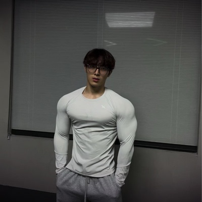 POISELITE运动速干抗菌紧身衣