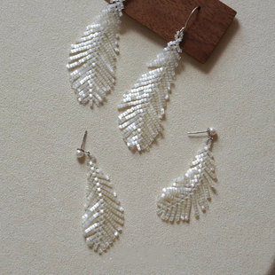 灵动羽毛流苏串珠耳环女小众设计精致气质珍珠耳钉高级感百搭耳饰