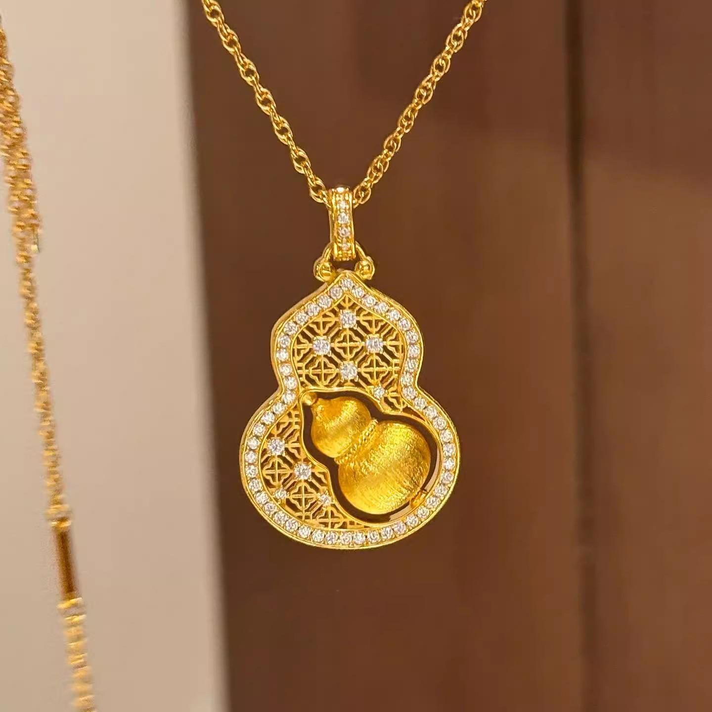 新中式金色转运葫芦项链马年轻奢