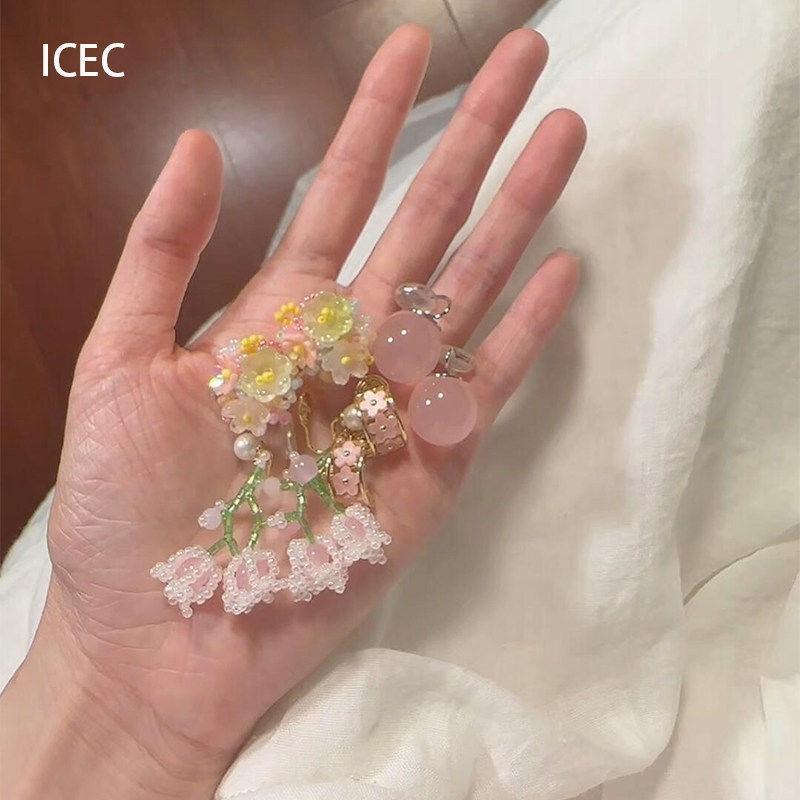 韩系春夏粉色串珠花朵耳钉独特漂亮设计感甜美气质2025巨好看耳饰,饰品/流行首饰/时尚饰品新,耳钉,淘宝优惠券,粉丝福利购,淘宝优惠卷