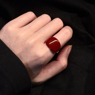 复古朱砂红方型几何戒指小众高级感百搭叠戴食指戒秋冬显白指环女