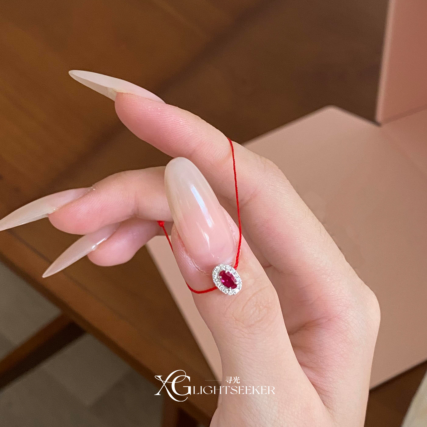 爆闪红色椭圆锆石手链本命年喜庆简约精致百搭高级感极细编绳手饰