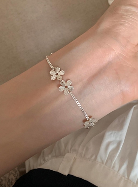 韩系冷淡风银色花朵手链简约时尚