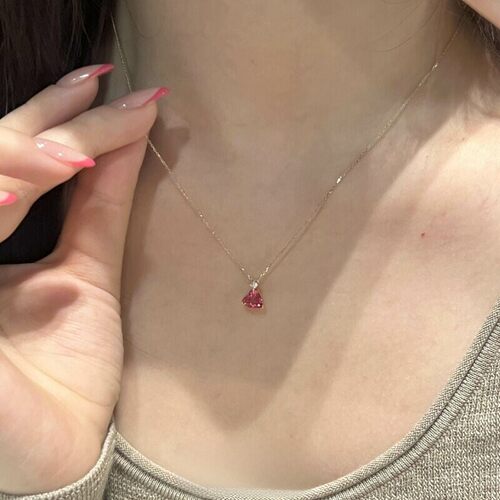 甜美粉色爱心吊坠项链少女感显白