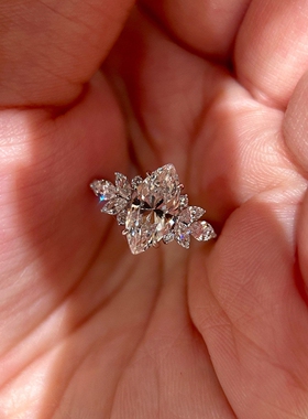 清冷感爆闪仿马眼钻戒指精致轻奢