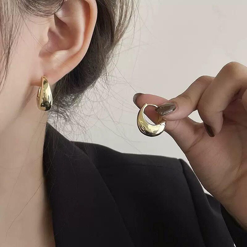 法式高级感个性水滴蚊香盘耳夹女无耳洞韩系小众百搭设计弯月耳扣