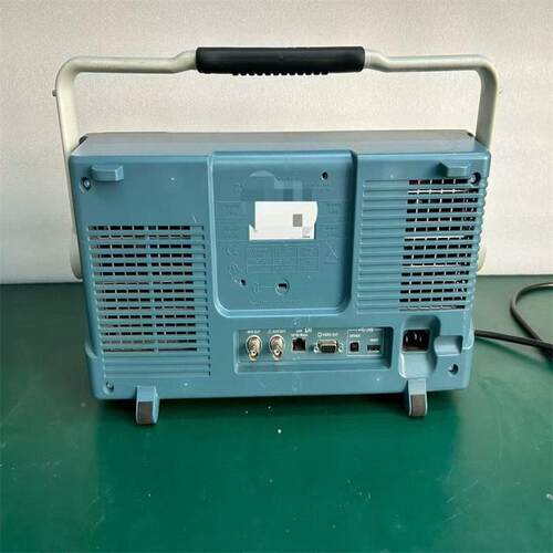 ektr Tektronionix  泰克 MDO3T012混合域示波器 100 MHz双通道