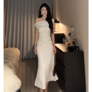 向晚意STUDIO 法式气质高级感连衣裙女装夏季轻奢无袖收腰鱼尾裙