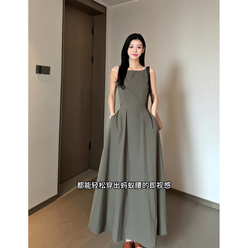 拾光里STUDIO 2026新款韩版设计感气质无袖长裙收腰显瘦连衣裙女