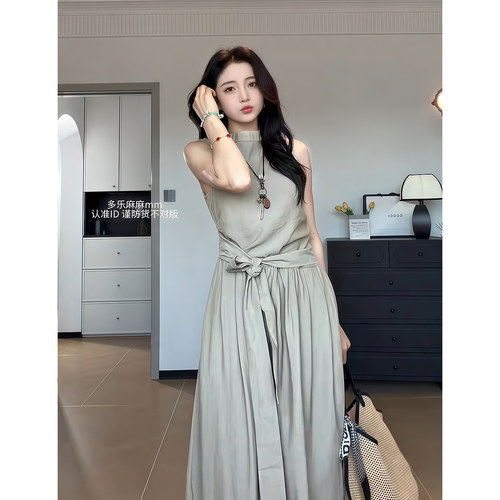 拾光里STUDIO 洋气百搭显瘦无袖连衣裙女简约收腰长款圆领长裙子