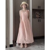 粉色背带连衣裙女夏季 简约风提花肌理感气质收腰显瘦无袖 背心裙子