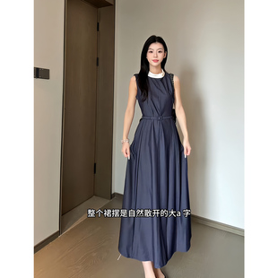 拾光里STUDIO高级感撞色半高领无袖掐腰显瘦连衣裙女漂亮别致裙子