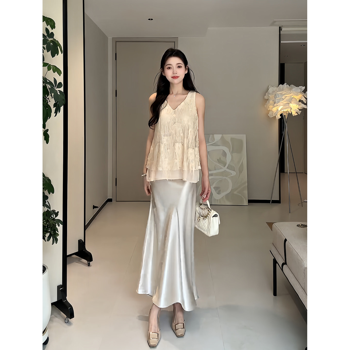 拾光里STUDIO 夏季重工流苏编制亮片层次V领洋气小衫百搭半身裙女