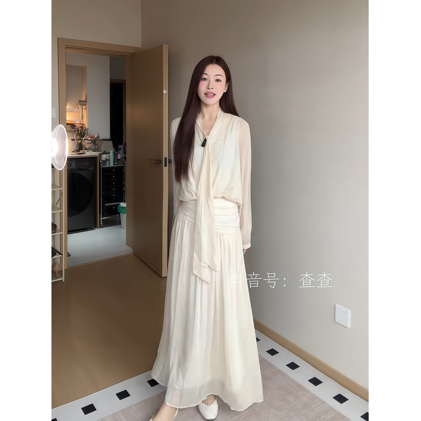 Wannvy up 法式轻奢套装v领飘带雪纺衬衫长袖上衣褶皱纱裙半身裙