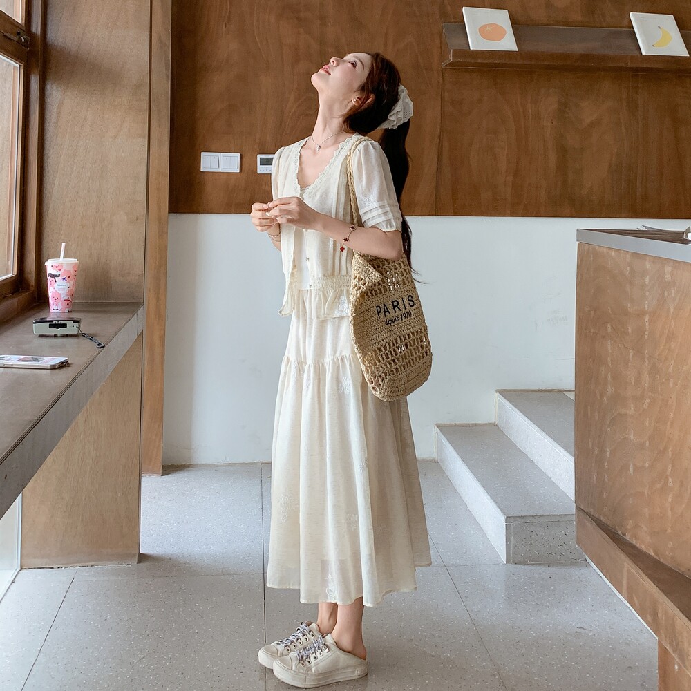 米白色蕾丝拼接套装裙女2025夏季新款法式温柔风气质半身裙两件套,女装套装/套裙,2C309