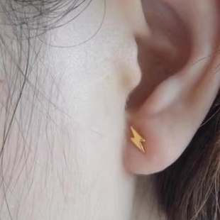 999黄金足金小闪电耳钉香港男女生时尚黄金耳环 激情闪电正品耳钉