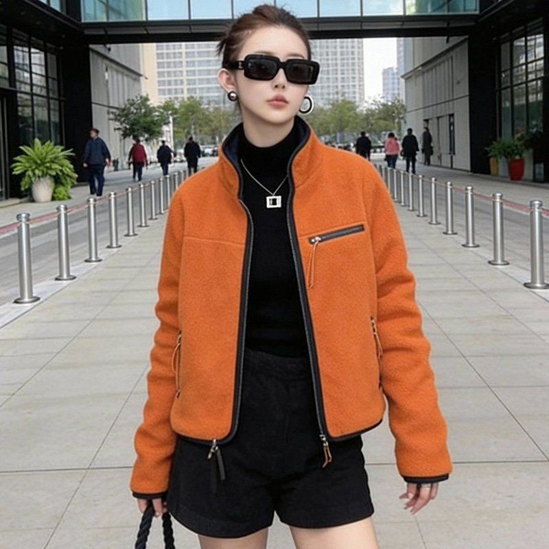 羊羔毛绒短外套女秋冬撞色减龄潮