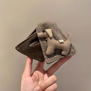 韩系格子小狗三角抓夹女独特漂亮鲨鱼夹2025新款高级感盘发夹发饰