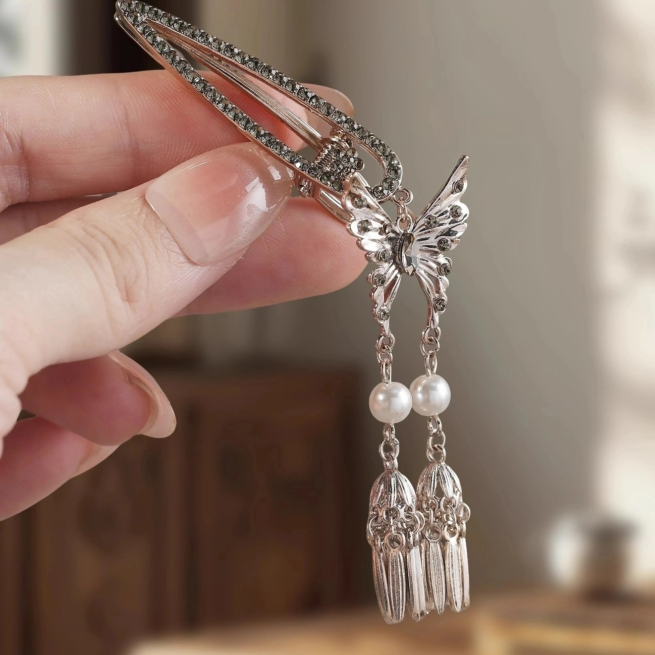 蝶萦珠络-新中式蝴蝶流苏边夹古风清冷苗银侧边刘海夹高端鸭嘴夹,饰品/流行首饰/时尚饰品新,发饰,淘宝优惠券,粉丝福利购,淘宝优惠卷