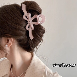 抓夹女高级感2025新款珍珠大号发量大鲨鱼夹后脑勺盘头发夹子发饰