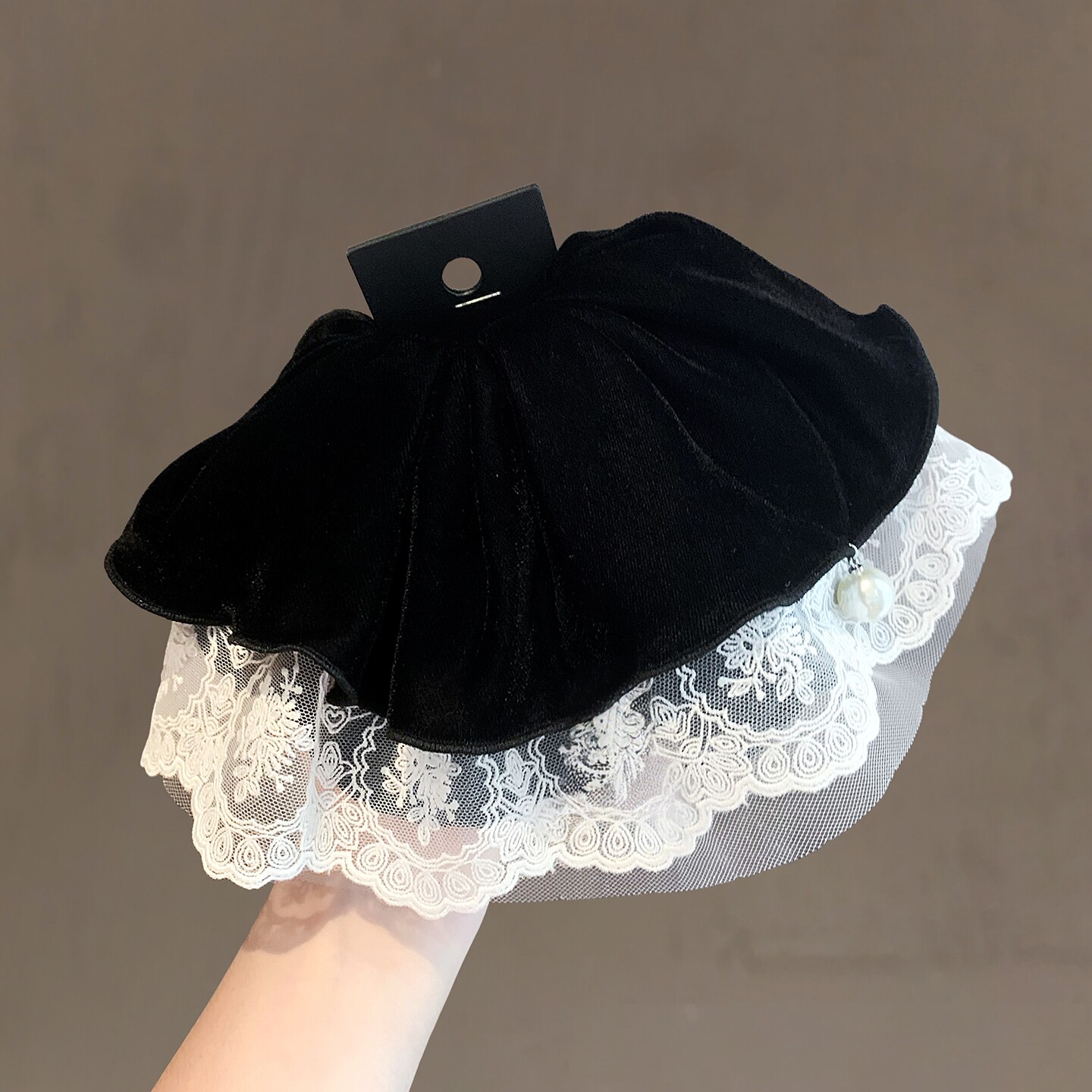 韩国发饰2025秋冬丝绒蕾丝马尾顶夹气质温柔蝴蝶结裙摆后脑勺抓夹