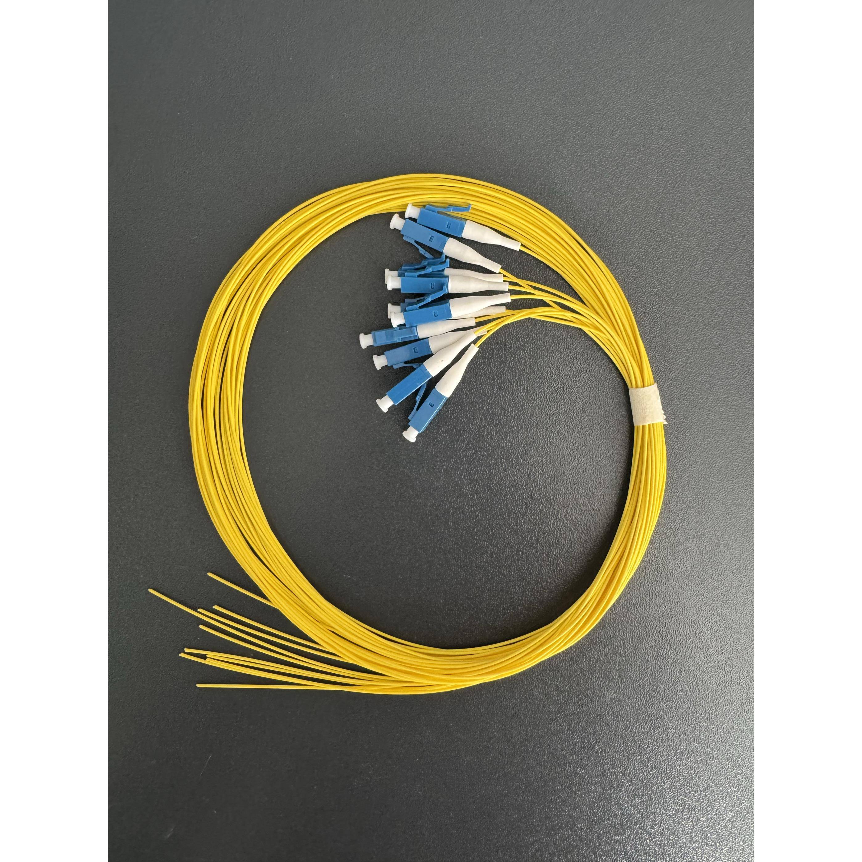 单模单芯lc尾纤0.9mm电信级单头光纤跳线scfc方转圆成品光纤线APC