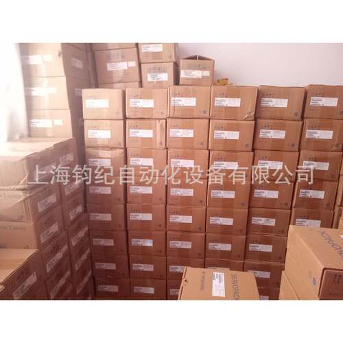 全新安川电机SGM71AAF61+SGCSGM7G-1AD7-SG-590A00A002