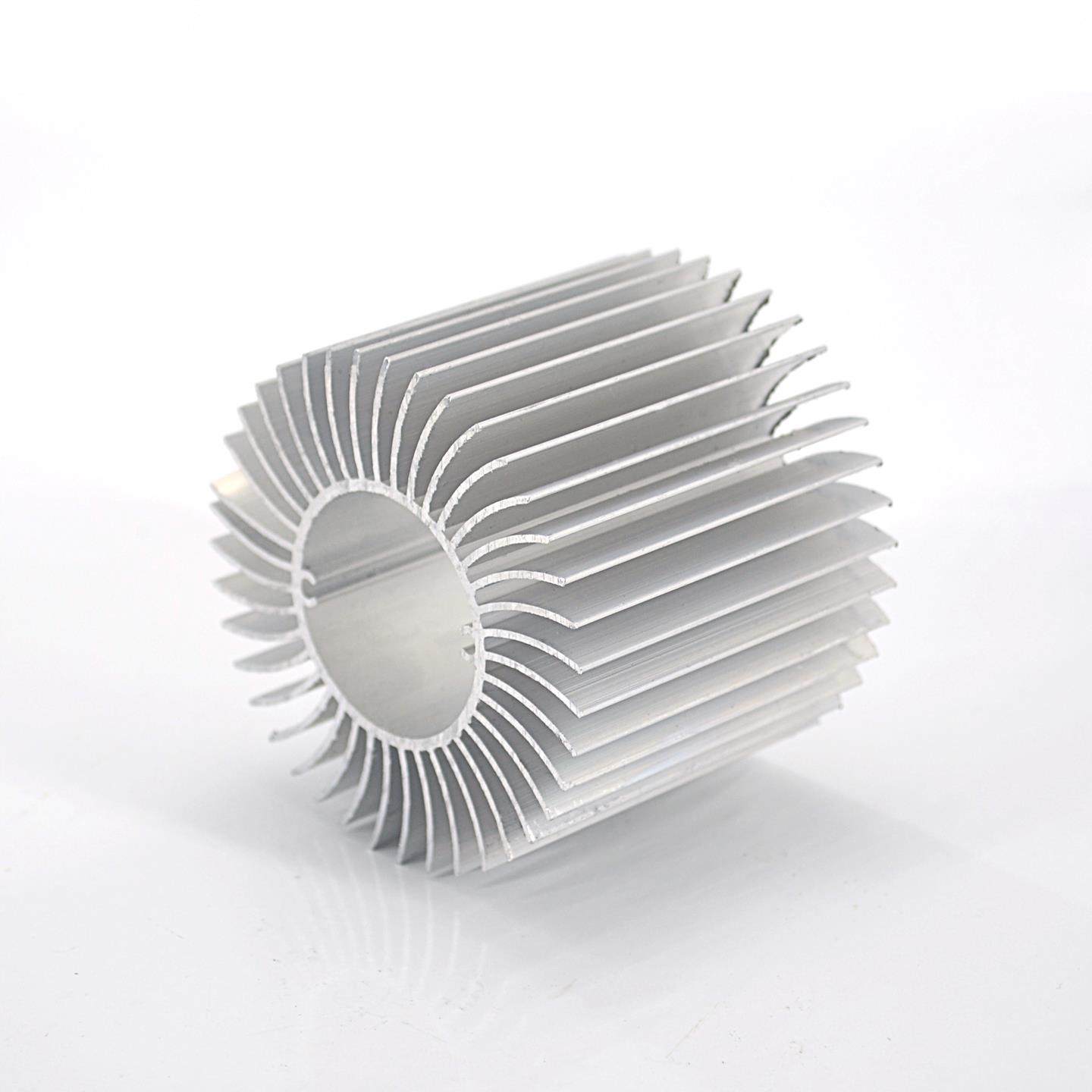 LED光源散热器 大功率灯珠板太阳花散热铝基板机械音响散热铝型材